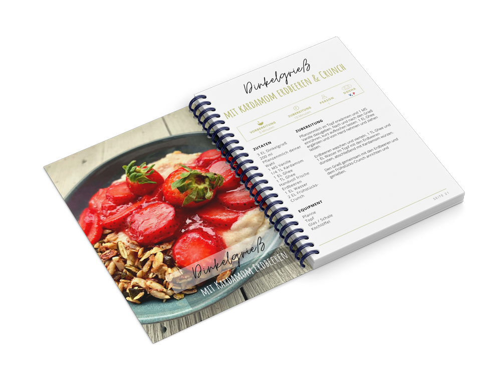 Dinkelgriess-mit-Kadamom_Erdbeeren Dinkelgriess mit Erdbeeren