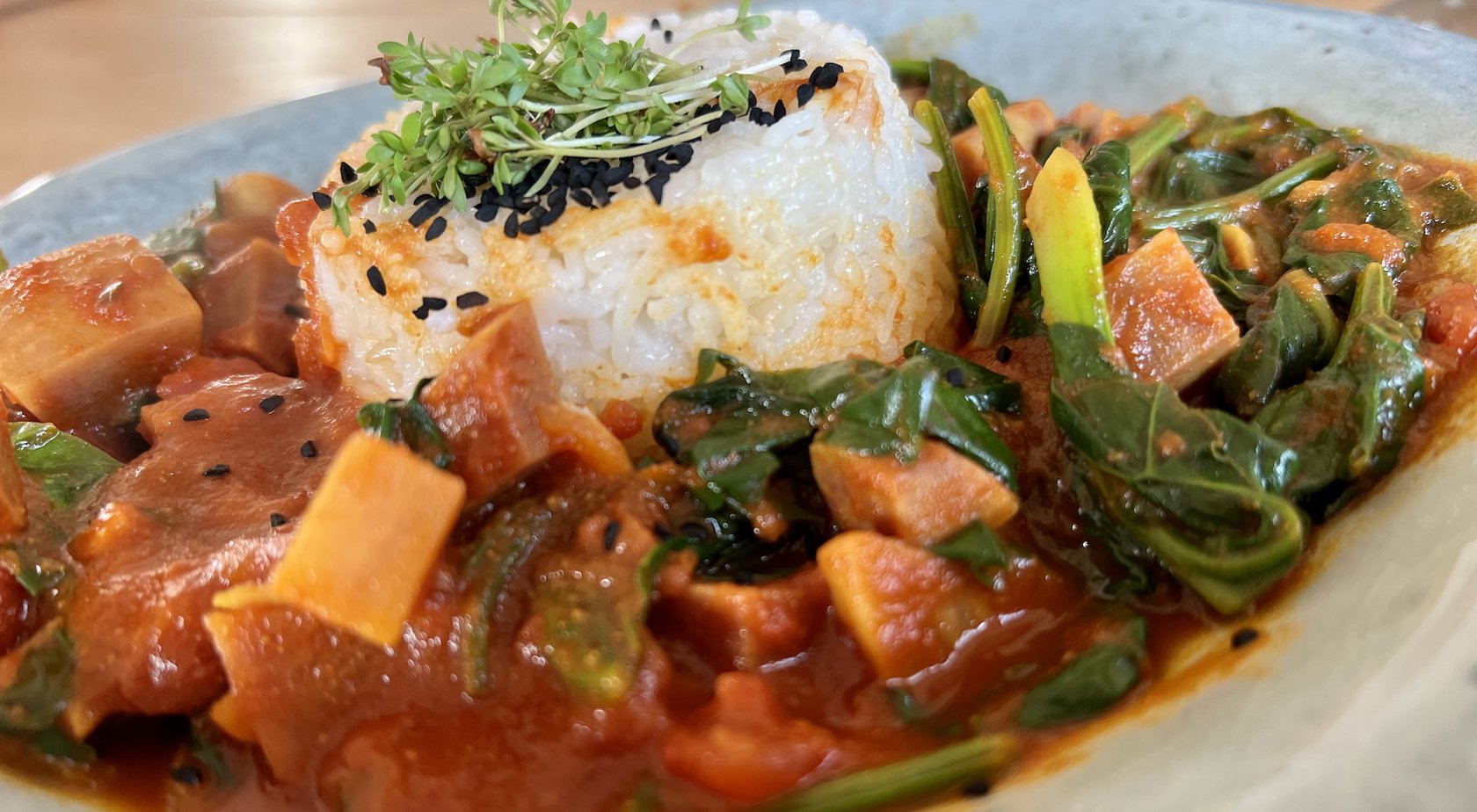 Mangold frisch zubereitet zum Curry